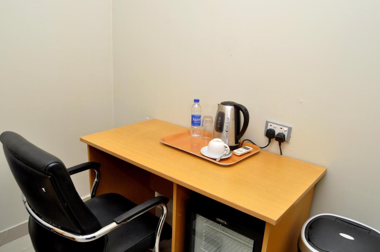 Primal Hotel Isaac John Gra Ikeja Kültér fotó